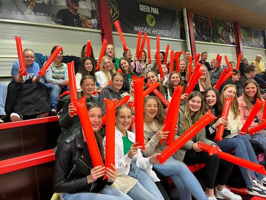 KDO'ers supporten heren Green Park handbal Aalsmeer